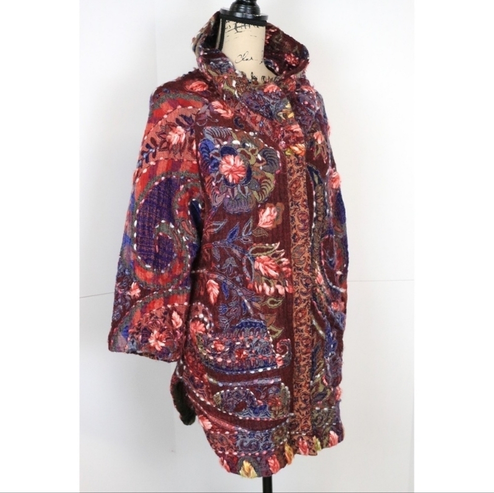 Stunning ANU Sweater EUC - Picture 12 of 13